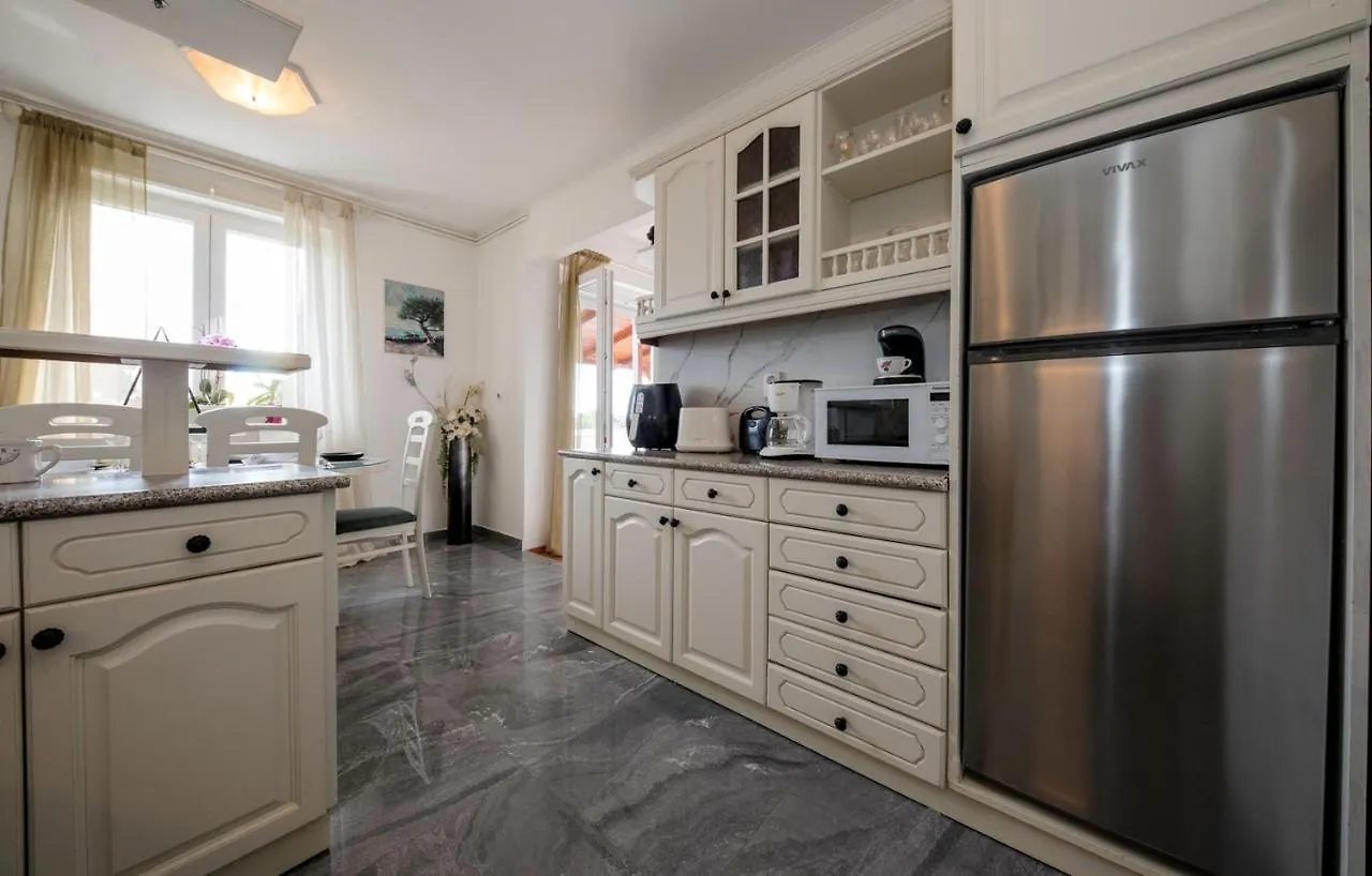 Apartment Dominik 2874 Palit Croatie